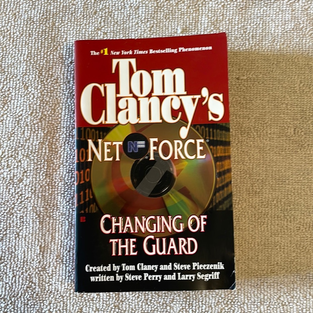 📚2/$6  Changing of the Guard #8 in Net Force Series